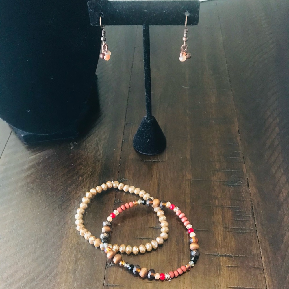 Crystal and wood beaded bracelet set